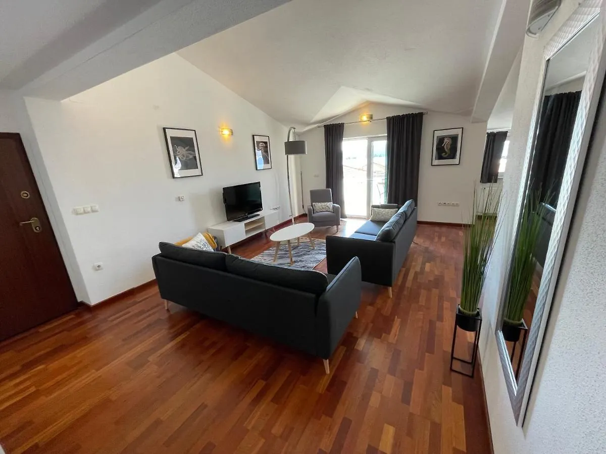 Apartments Cavar Трогир Хорватия