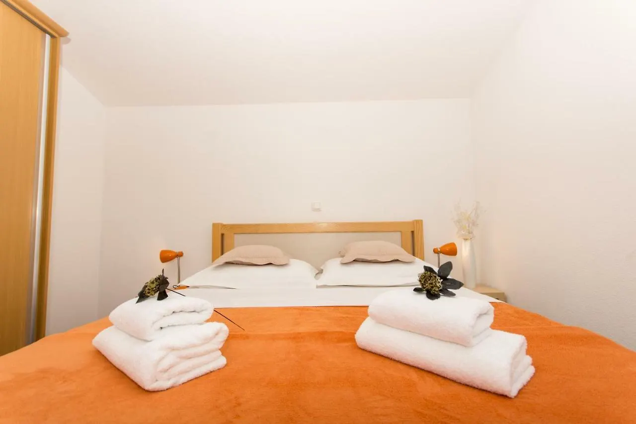 Apartments Cavar Трогир Хорватия