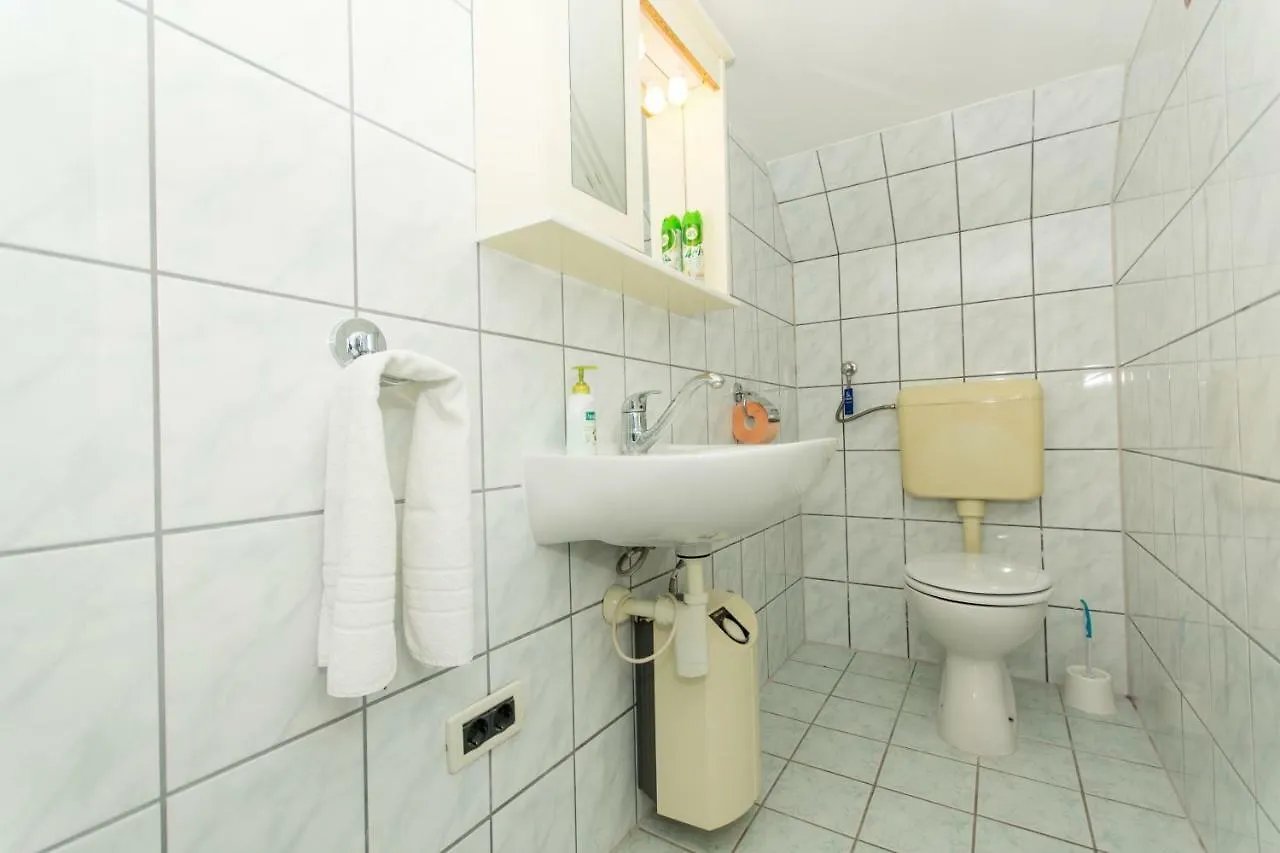 Apartments Cavar Трогир Хорватия